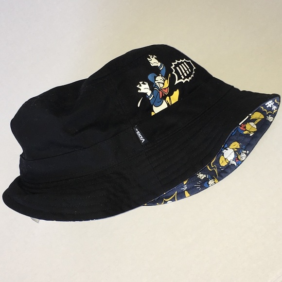vans donald duck bucket hat